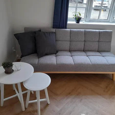 Lejlighed Mini-lejlighed Med Køkken - Delt Bad Og Toilet Med Nabolejlighed *