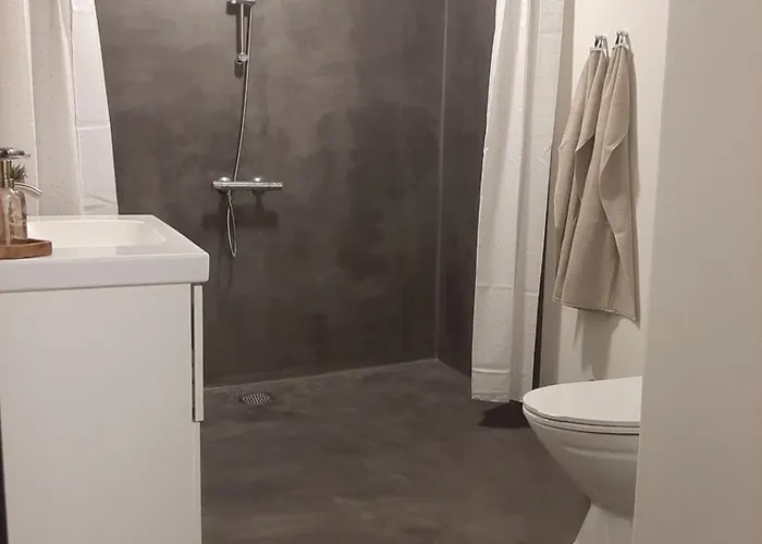 Mini-lejlighed Med Kokken - Delt Bad Og Toilet Med Nabolejlighed Asperup